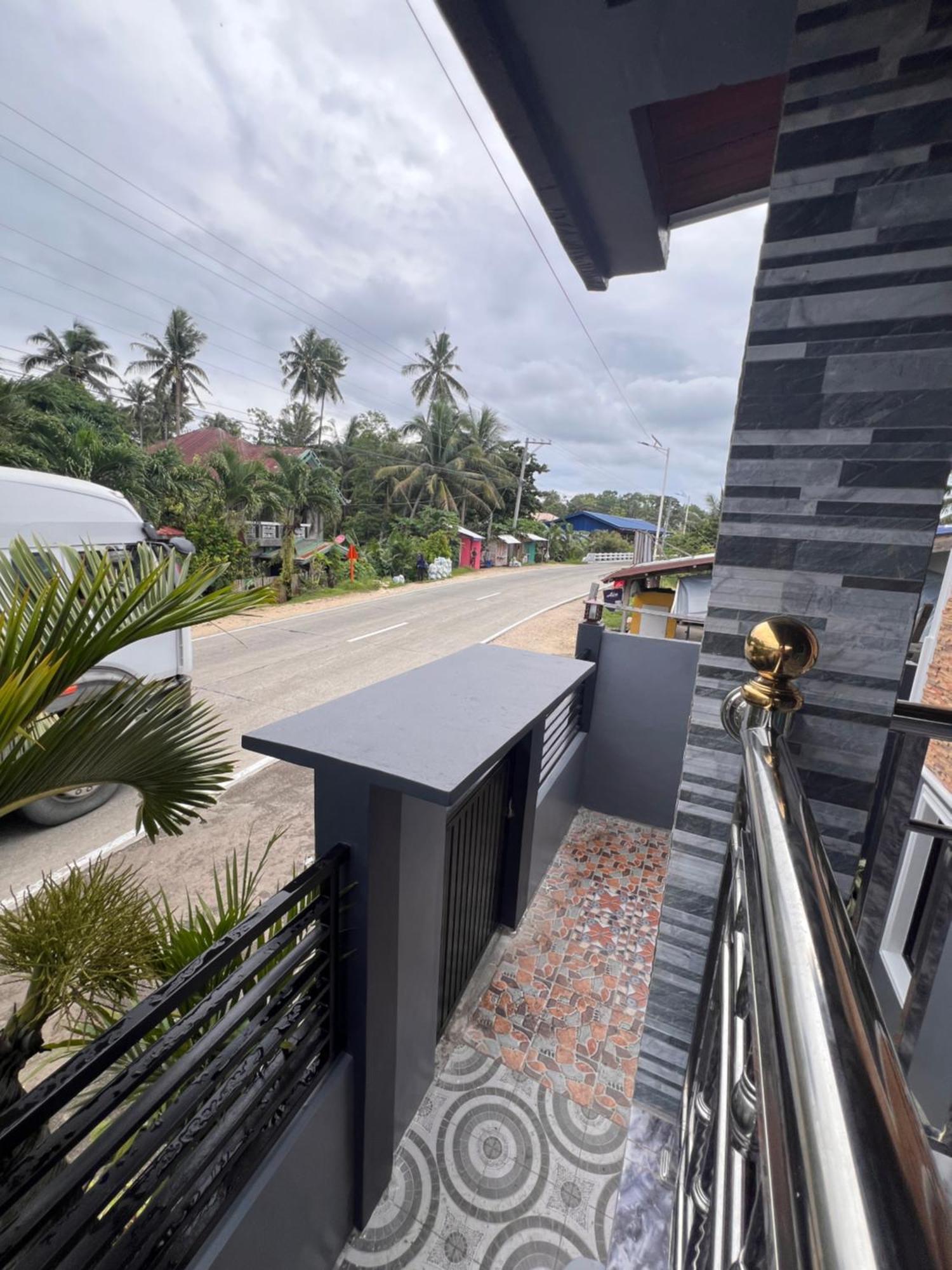 Lovely Bedroom In Lila, Bohol With Wifi, Ac And Ref Екстер'єр фото